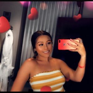 Meet your Posher, Lazara